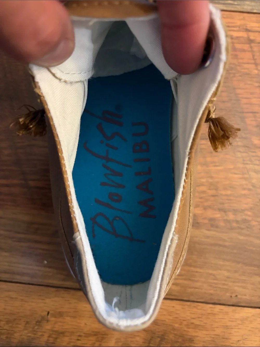 Blowfish Casual Low-Top Sneakers in Tan